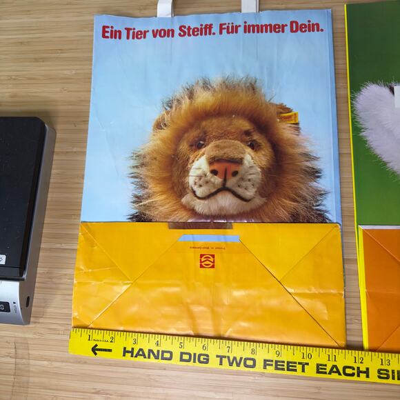 Vintage 70s Steiff Teddy Bear Paper Shopping Bags Made In West Germany Lot of 2 - Picture 4 of 10